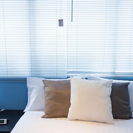 Отель The Mix Bangkok - Silom Экстерьер фото