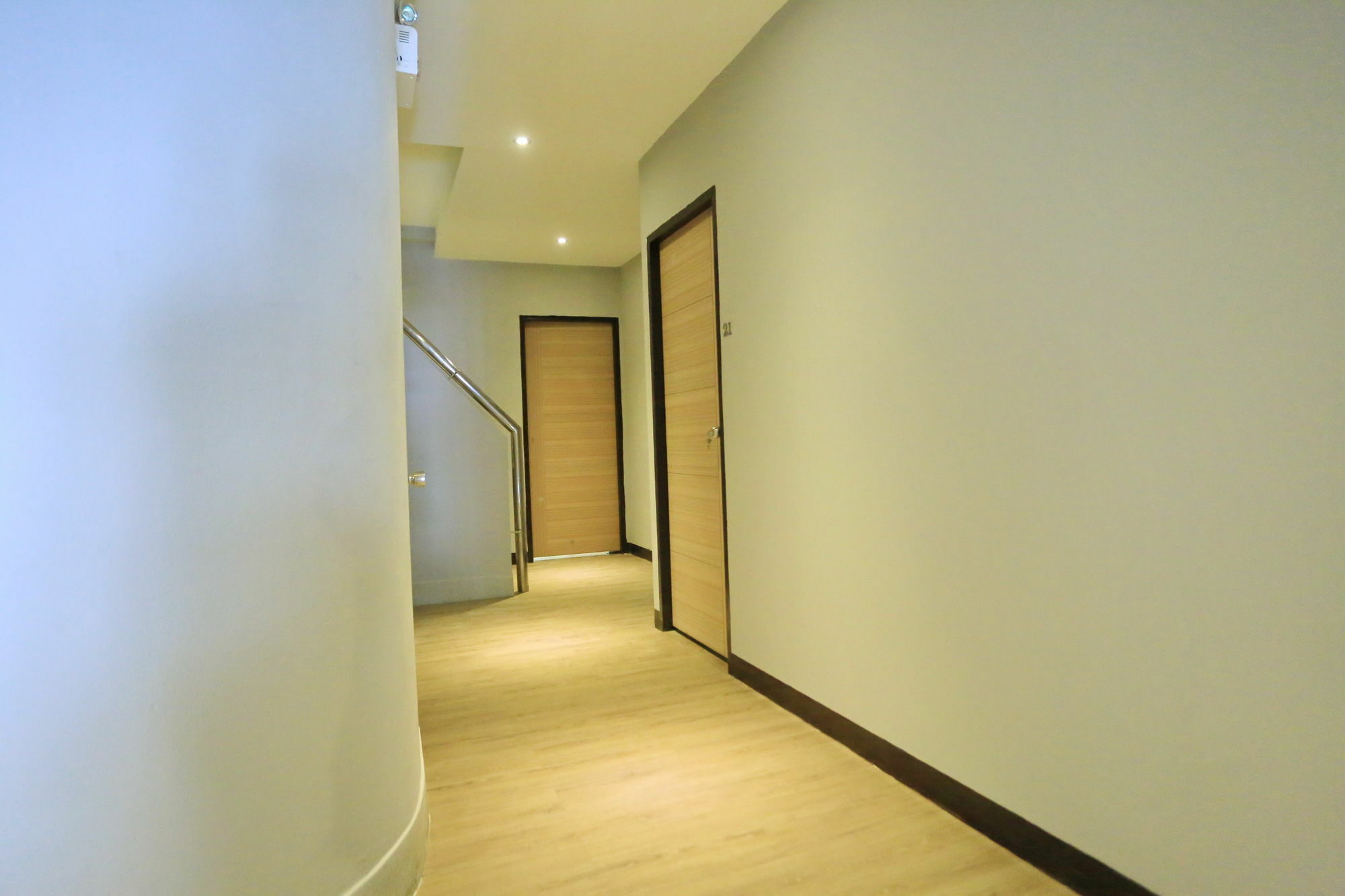 Отель The Mix Bangkok - Silom Экстерьер фото